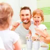 6 részes fürdőszoba szett – fehér bambusz fedéllel, modern minimalista design