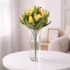 Prémium 40 cm-es citromsárga vegyes művirág csokor – 12 szálas liliom és tulipán dekor kompozíció