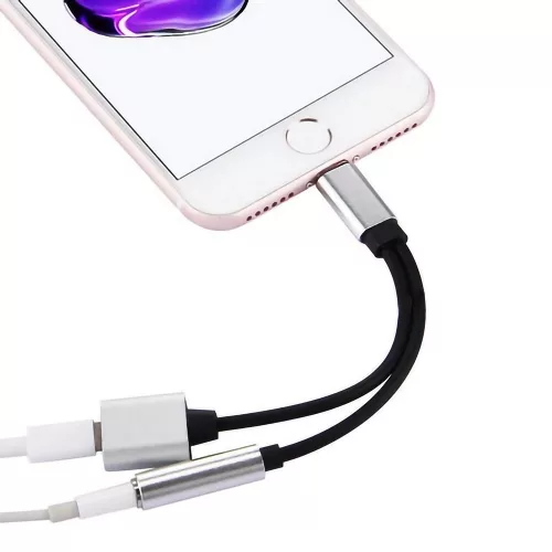 HF iPhone 7 /iPhone 7 Plus / iPhone 8 Plus elosztó adapter - 3,5 jack csatlakozó - lightning töltő csatlakozó