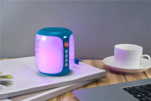 Hordozható Bluetooth hangszóró, Színes LEDS Világít TG611 - Zöld