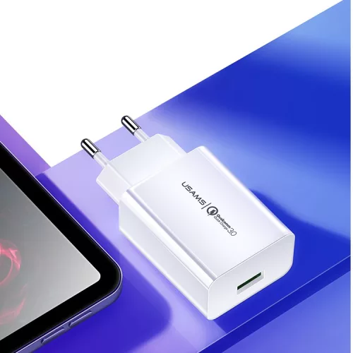 USAMS T22 Gyorstöltő, Utazó töltő, 18W USB QC3.0 - Fehér 