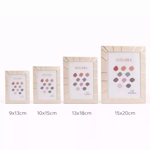 Elegáns képkeret 13×17 cm – 9×13 cm fotóhoz, arany csíkos díszítéssel