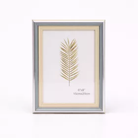   Modern képkeret 20×25 cm – 15×20 cm fotóhoz, szürke–ezüst–bézs színkombinációban