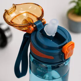   1000 ml-es szívószálas sport kulacs csuklópánttal – BPA-mentes ivópalack, világoskék-sárga