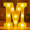 LED Dekoráció Betűk Ábécé Száma Lámpa 22 cm - M ábécé