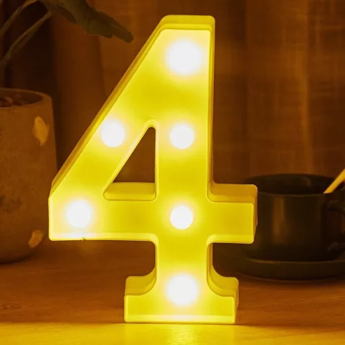 LED Dekoráció Betűk Ábécé Száma Lámpa 22 cm - 8 szám