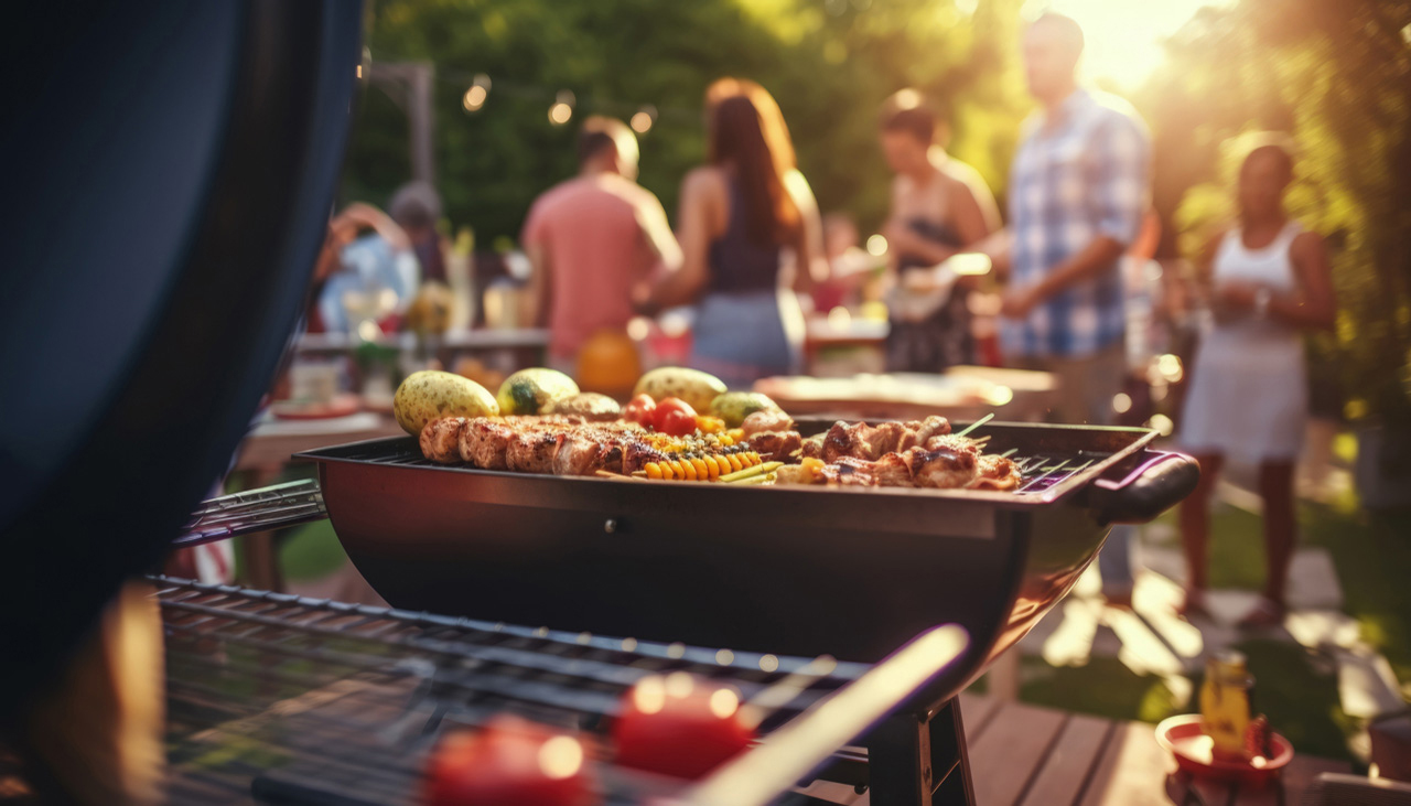 A nyár nem múlhat el jó hangulatú kerti grillezés nélkül!